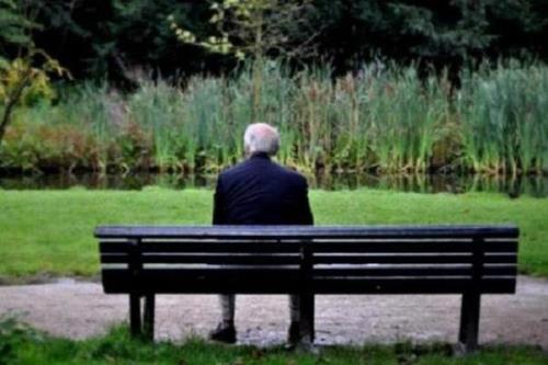 تنهایی باعث کاهش طول عمر می شود