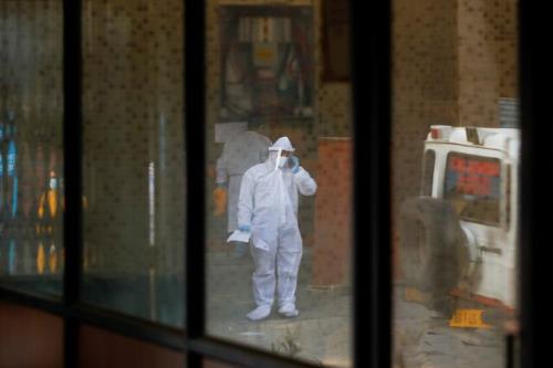 محدودیت های جدید در بنگلادش و هنگ كنگ به دنبال موج دلتای كرونا