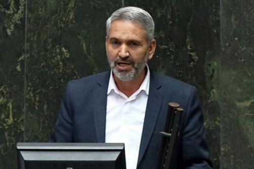 تذکر نماینده خمین به وزیر بهداشت برای تأمین داروهای مورد نیاز مردم