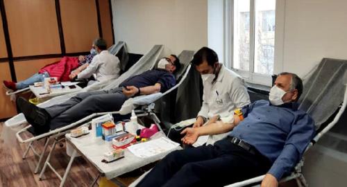 مردم برای تأمین خون مورد نیاز بیماران مشارکت کنند